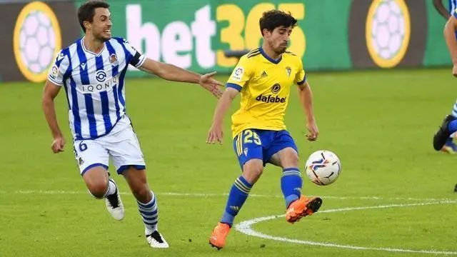 夏洛特黄蜂发布备战花絮；加时末段强势反弹；西甲任务艰巨；心理建设被强调