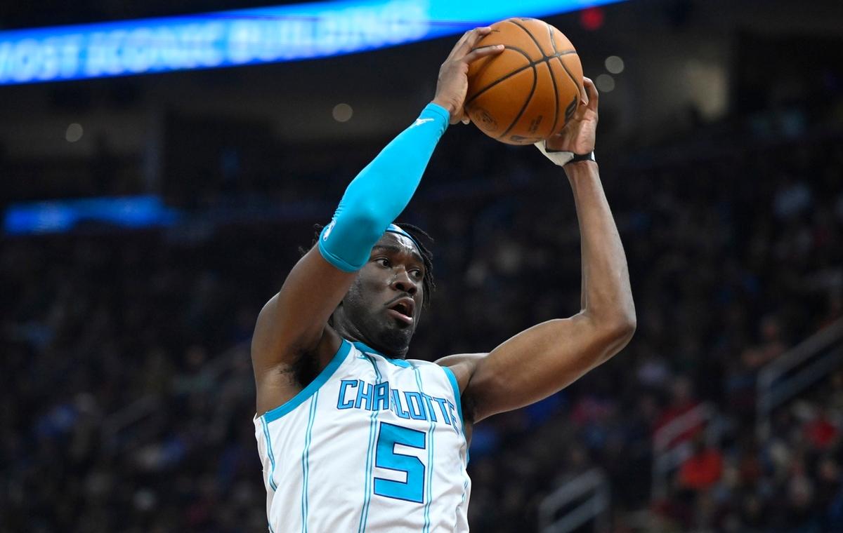 九游官网-关于关键时刻全明星赛传出新动向，圣安东尼奥马刺止住颓势，管理层表态——赛场秩序良好，更衣室氛围转暖的信息