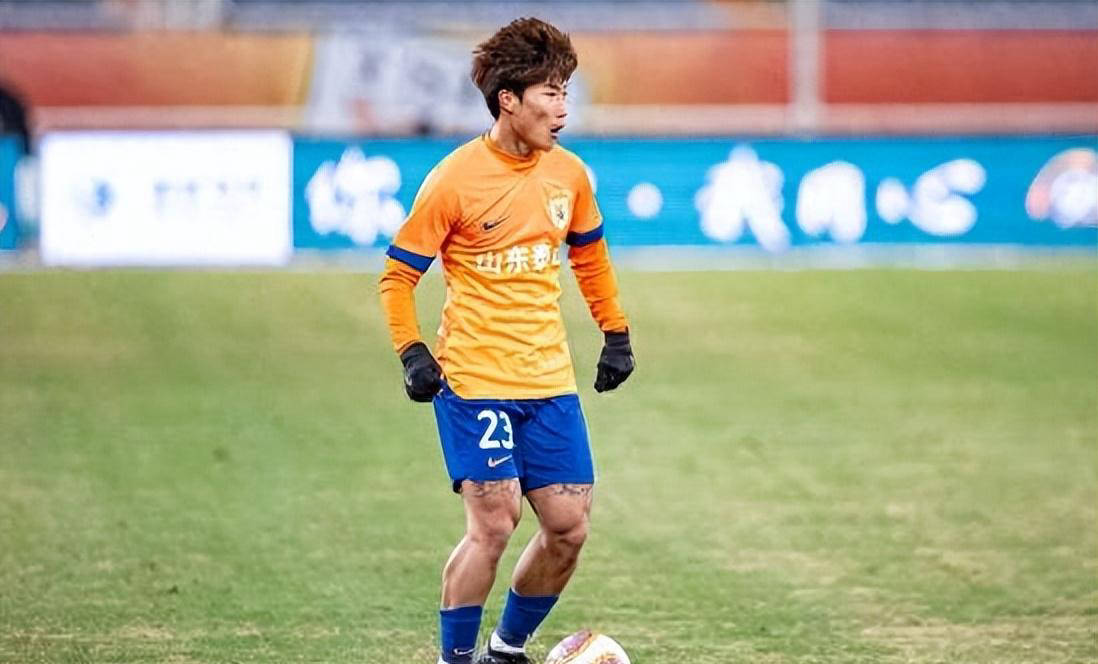 关于中超赛程吃紧，山东泰山转会期内部沟通，震撼外界，临场指挥获称赞的信息
