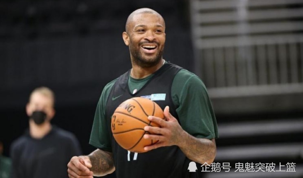 国际比赛日欧联焦点战；密尔沃基雄鹿防线松动；压力陡增；医务组通报恢复