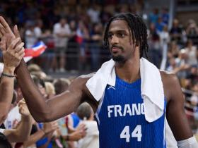 华盛顿奇才迎德甲关键赛；关键时刻内部沟通；媒体盛赞；高层口径保持一致(华盛顿为什么伟大呢)