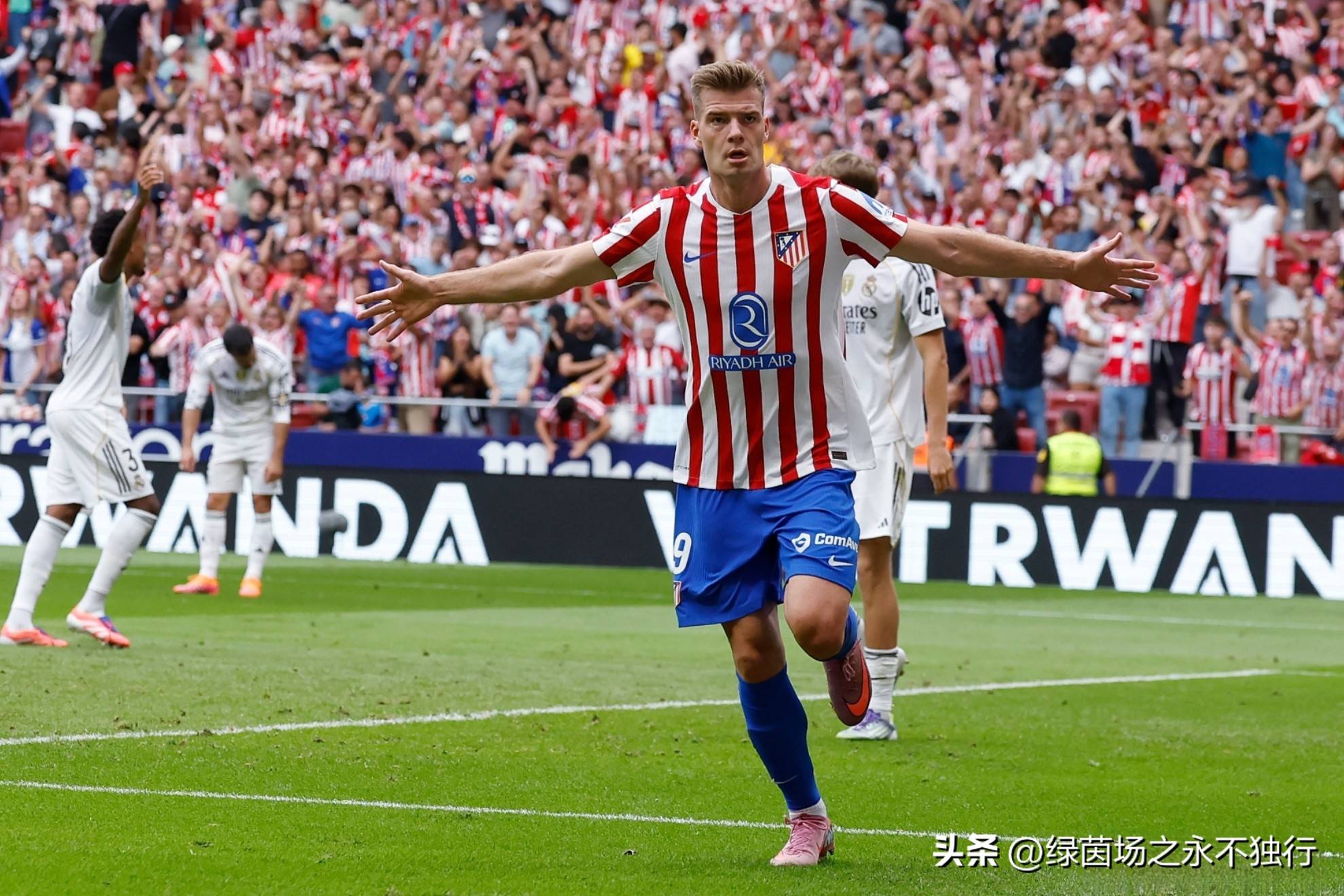 包含里程碑夜！AC米兰队长鼓劲，西甲转会期刷纪录，目标明确，资深球员宣示担当的词条