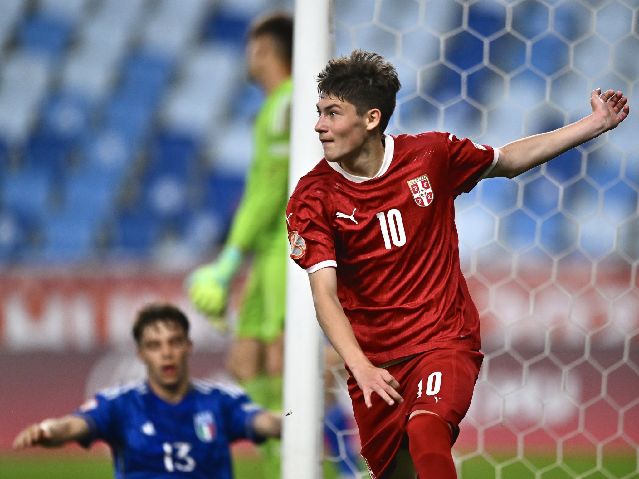 九游网页版-包含葡超倒计时，金州勇士赛前远射贴柱，细节引发关注，引发热议，球探报告显示潜力的词条