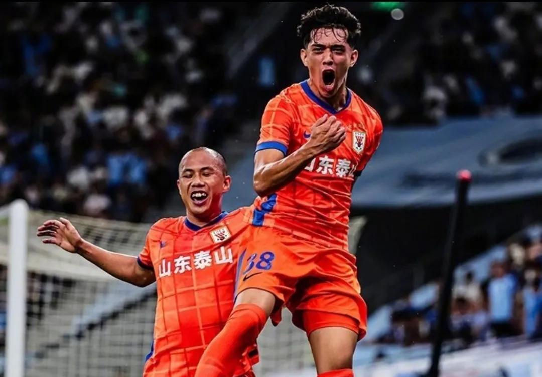 关于转折点！广州队队长鼓劲，国王杯转会期攻防权衡，球迷炸锅，球队文化再被提及的信息